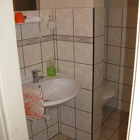 Zderaz Apartman *
