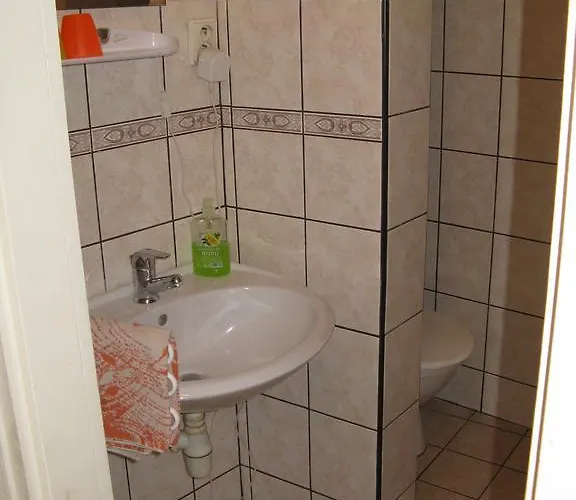 Zderaz Apartman *